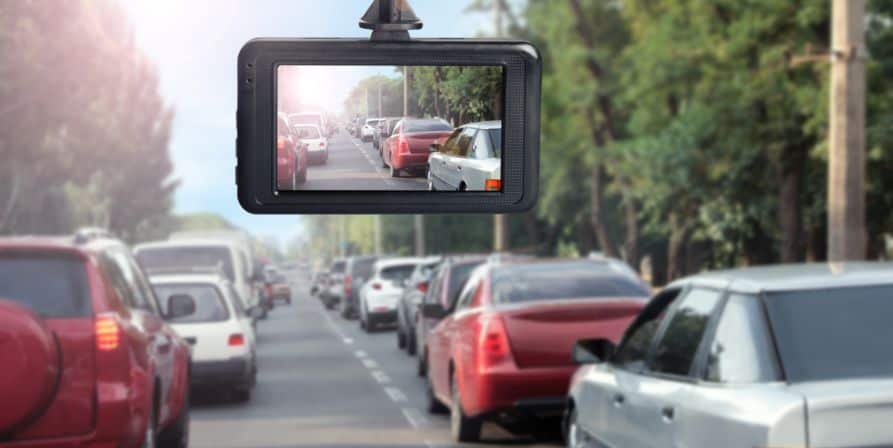 Why You Cannot Change the OS in a Reverse Camera Mirror