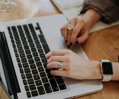 Choosing the Right Web Host for Long-Term Business Success