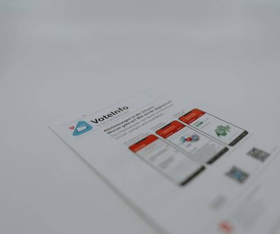 white and orange printer paper mobile friendly design, responsive website, smartphone browsing