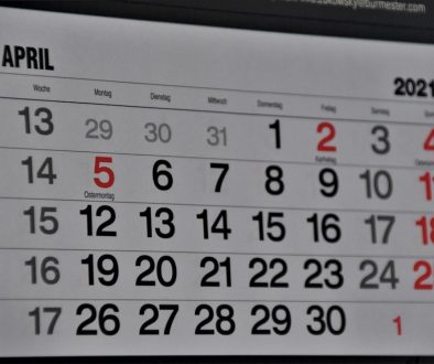 black flat screen computer monitor iphone calendar error, ios response issue, apple calendar troubleshooting