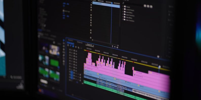 a screenshot of a computer timeline editing, video software interface, zoom tool