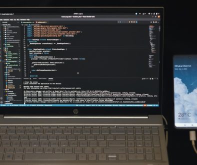 black and white hp laptop computer chatbot laptop programming terminal