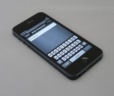 turned-on iPhone 5 phone screen, telegram settings, delete account option