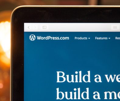 turned-on monitor wordpress backend, plugin settings, cache plugin
