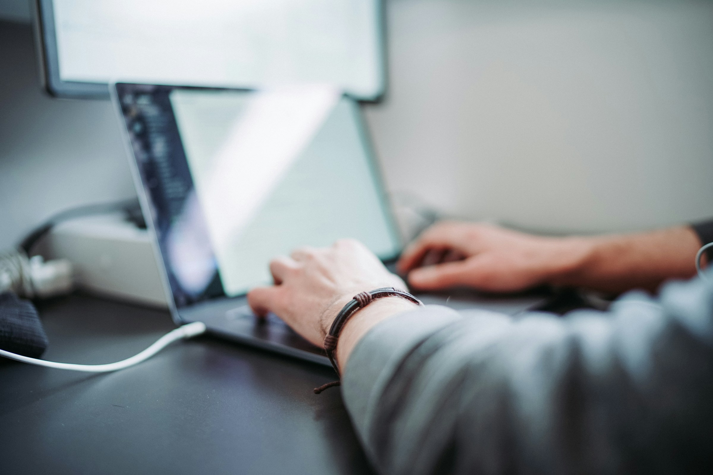 What Most First-Time Site Owners Overlook Before Launching Online